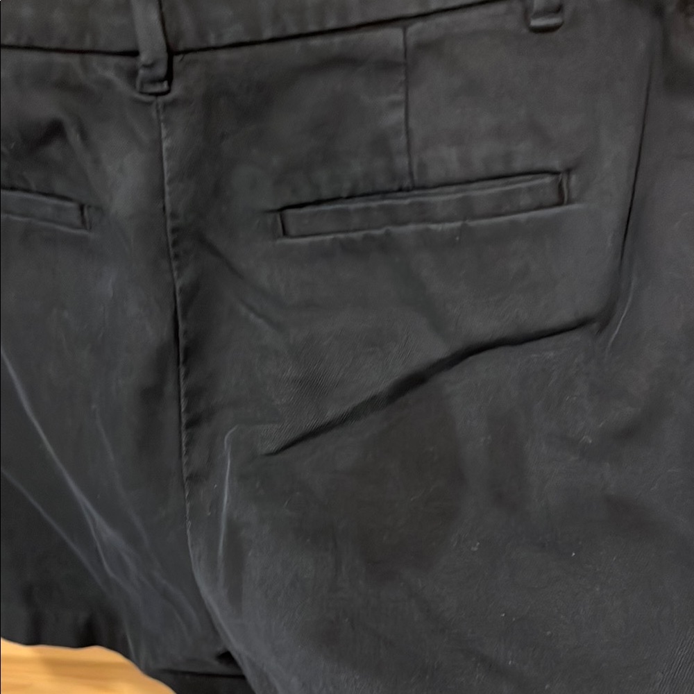 Banana Republic Women's Black Shorts - see description - Picture 6 of 8